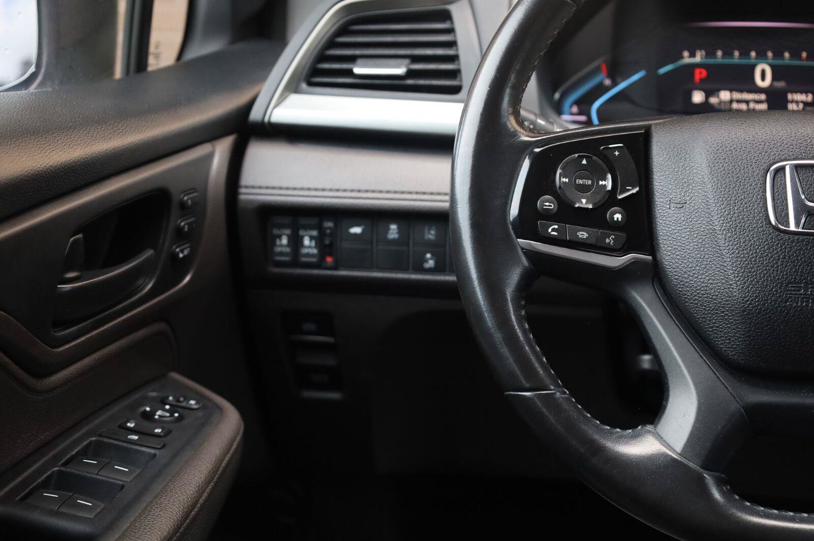 Used 2018 Honda Odyssey EX-L image 34