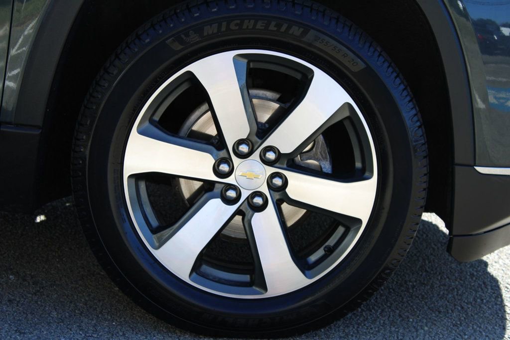 Used 2018 Chevrolet Traverse LT image 38