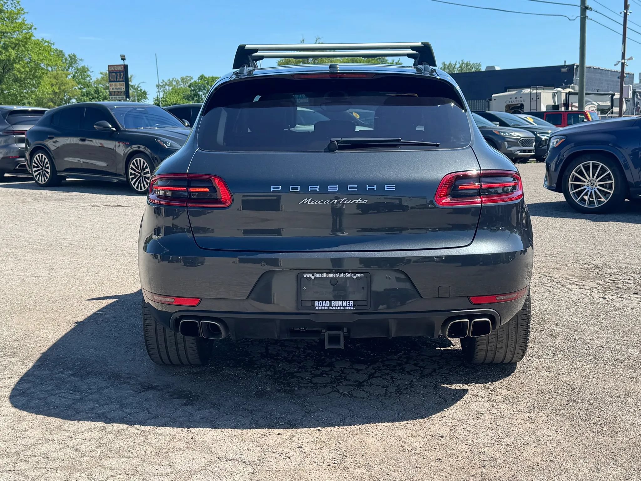 Used 2018 Porsche Macan Turbo AWD/4WD image 6