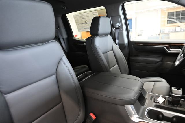 New 2026 GMC Sierra 1500 Elevation w/ Elevation Premium Package image 11