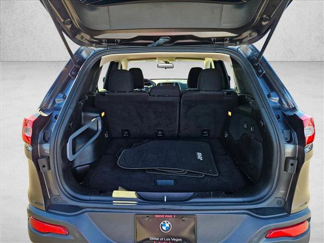 Used 2016 Jeep Cherokee Latitude w/ Comfort & Sound Group image 6