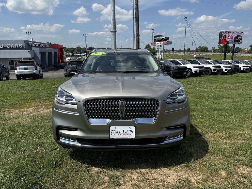 Used 2023 Lincoln Aviator Reserve w/ Equipment Group 201A AWD/4WD image 16