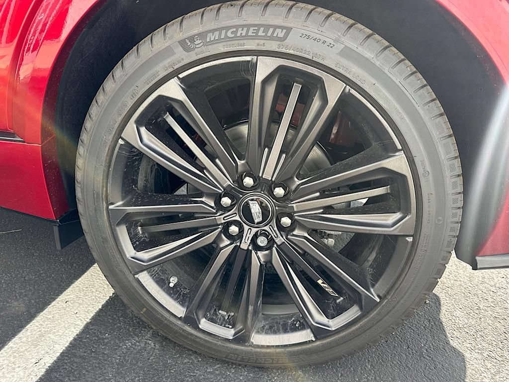 New 2026 Cadillac Lyriq V AWD/4WD image 22