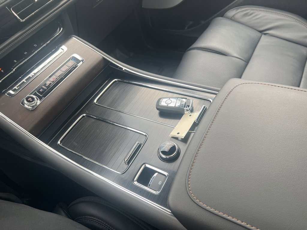 New 2025 Lincoln Aviator Reserve w/ Luxury Package image 39