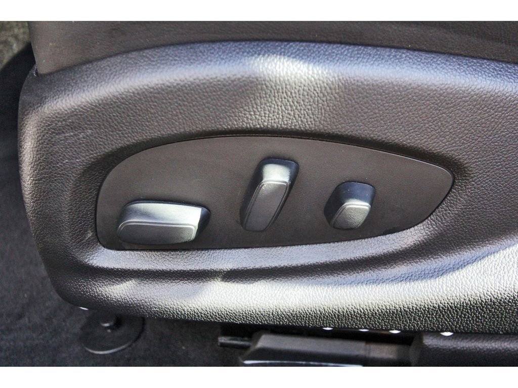 Used 2019 Cadillac CTS Luxury image 31