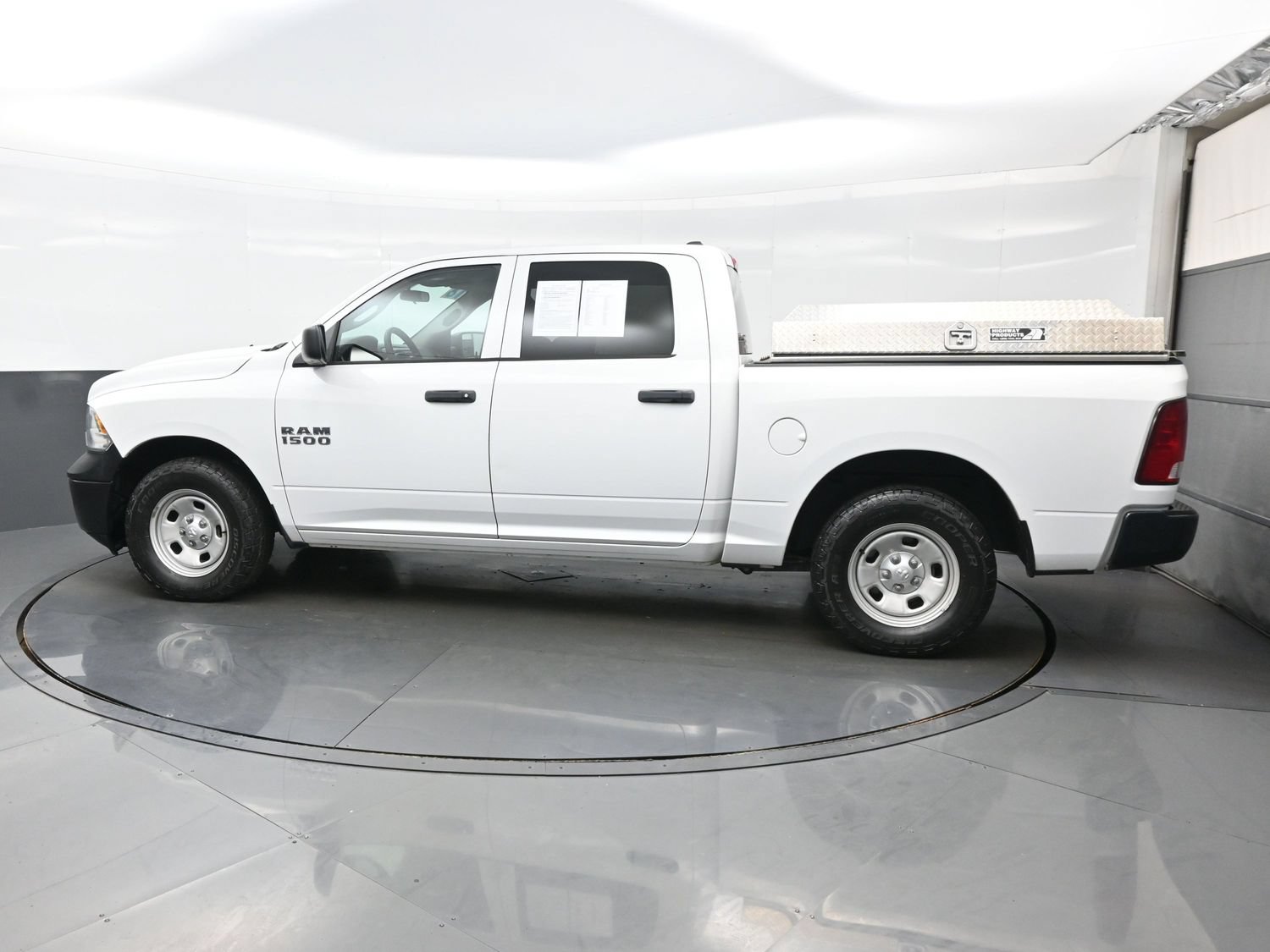 Used 2018 RAM 1500 Tradesman w/ Popular Equipment Group RWD image 4