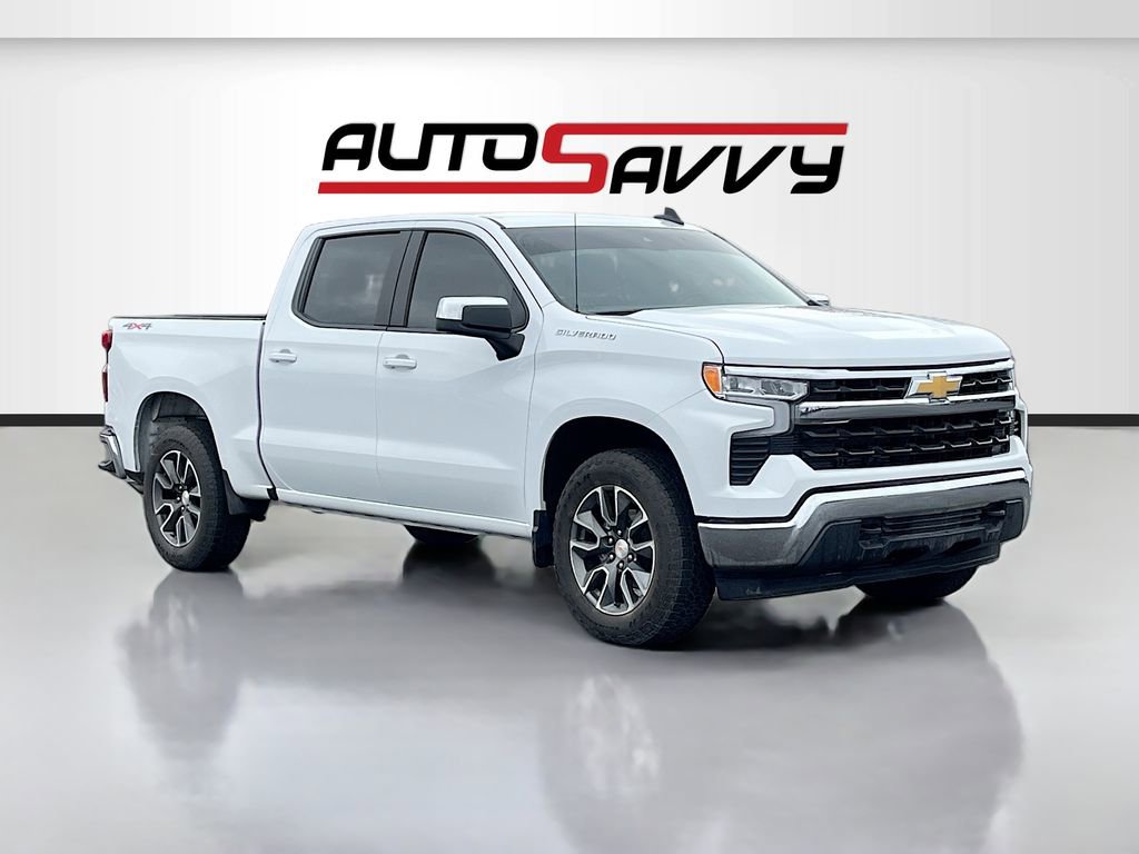 Used 2025 Chevrolet Silverado 1500 LT AWD/4WD image 1