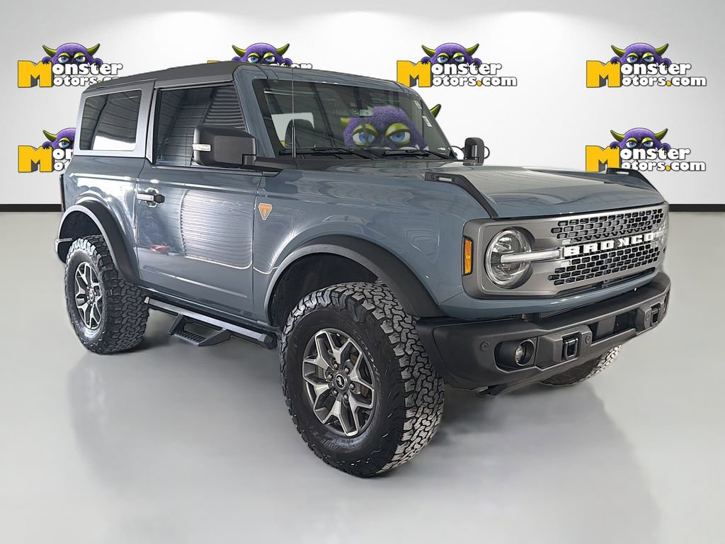 Used 2023 Ford Bronco Badlands AWD/4WD image 3