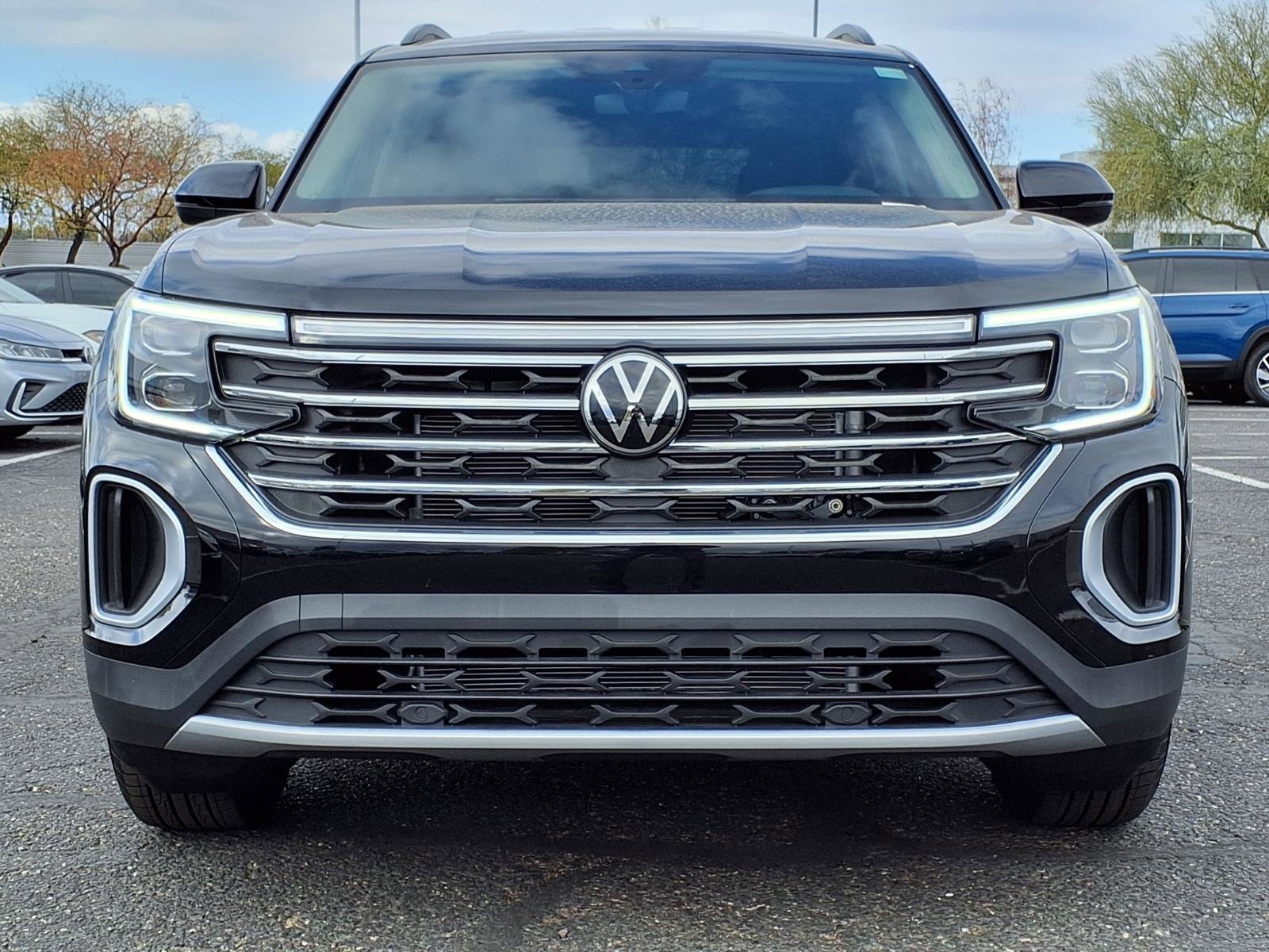 New 2026 Volkswagen Atlas SE image 2