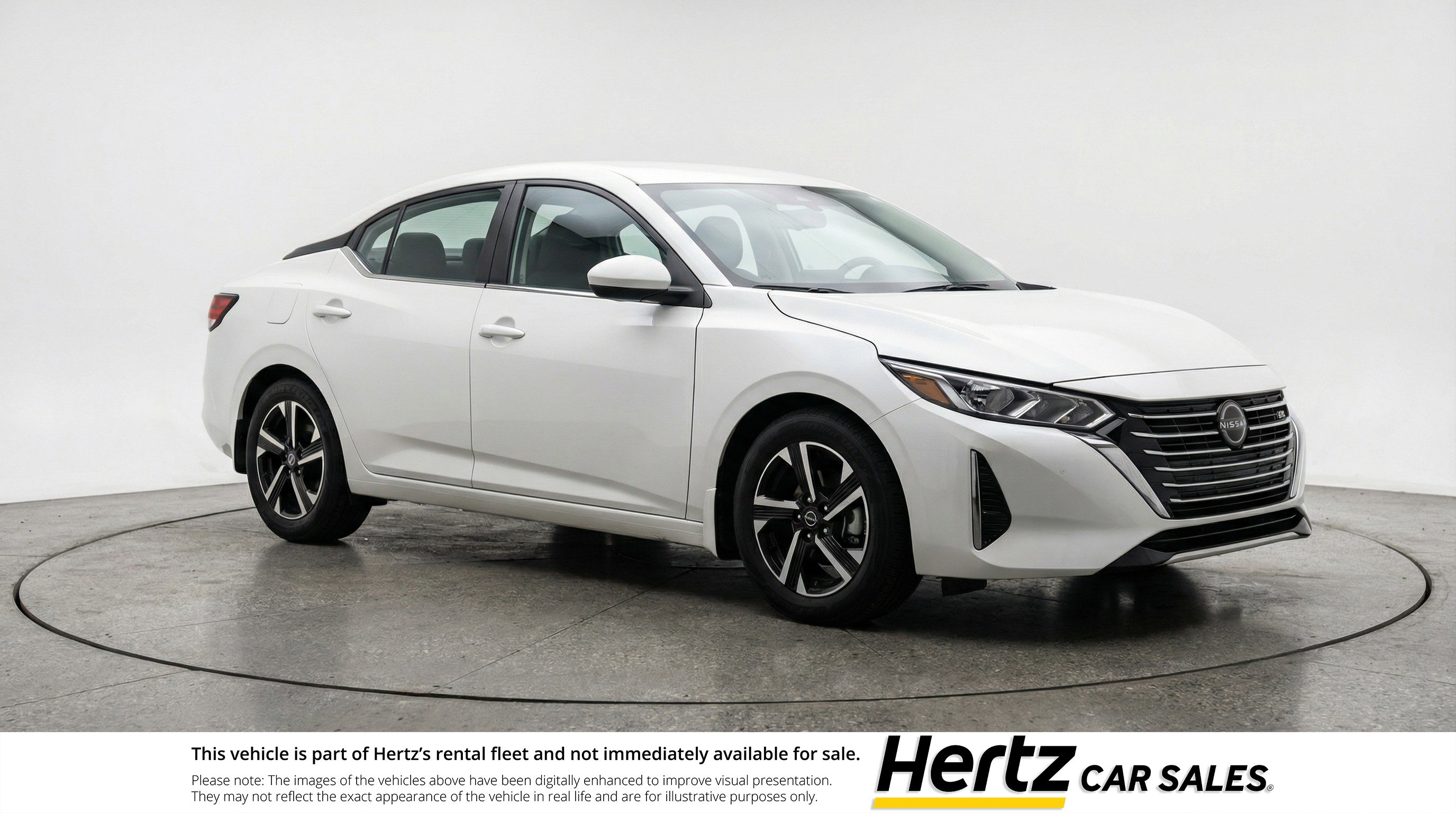 Used 2025 Nissan Sentra SV image 1