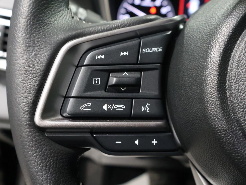 Used 2025 Subaru Outback Limited image 32