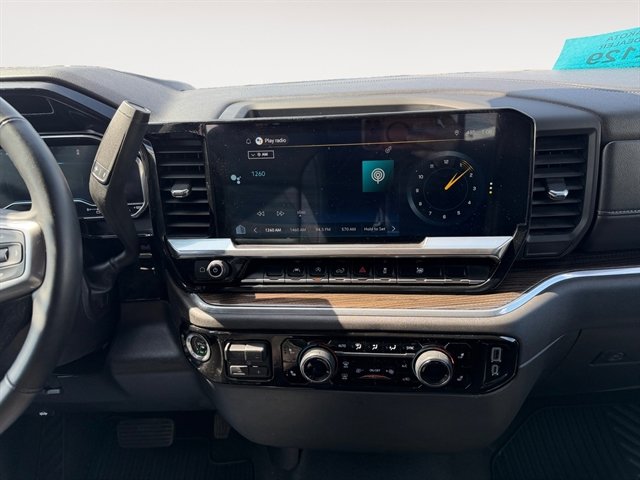 Used 2024 Chevrolet Silverado 1500 LT w/ Leather Package image 11