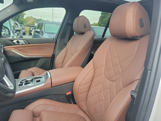 Used 2024 BMW X5 sDrive40i w/ Parking Assistance Package RWD image 13
