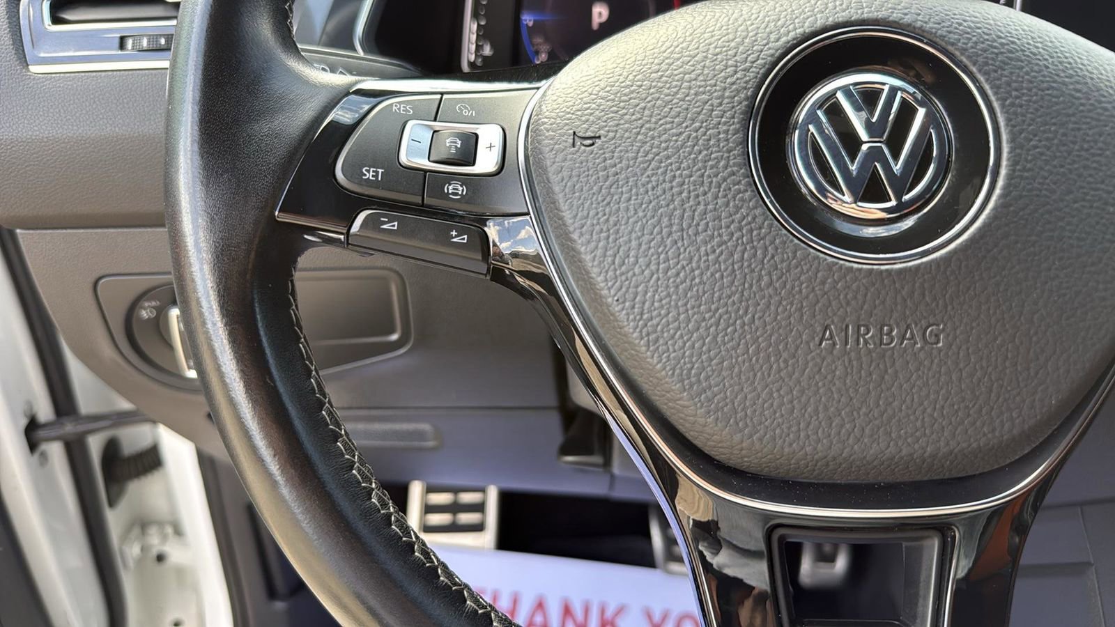 Used 2021 Volkswagen Tiguan SEL Premium R-Line image 17