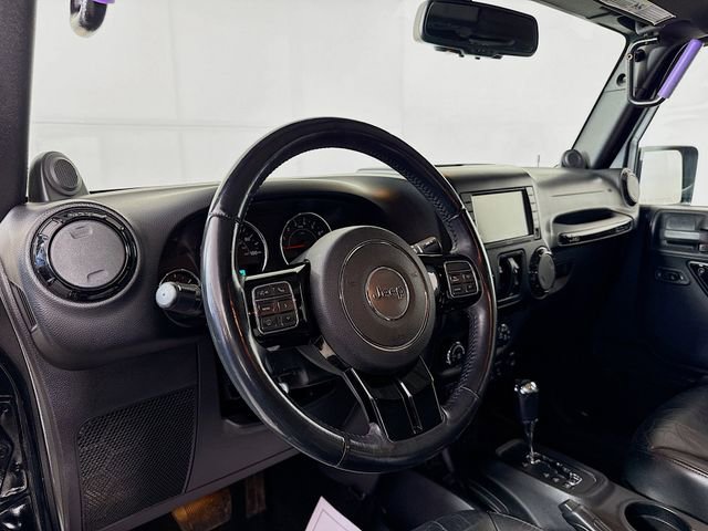 Used 2014 Jeep Wrangler Unlimited Sahara image 10