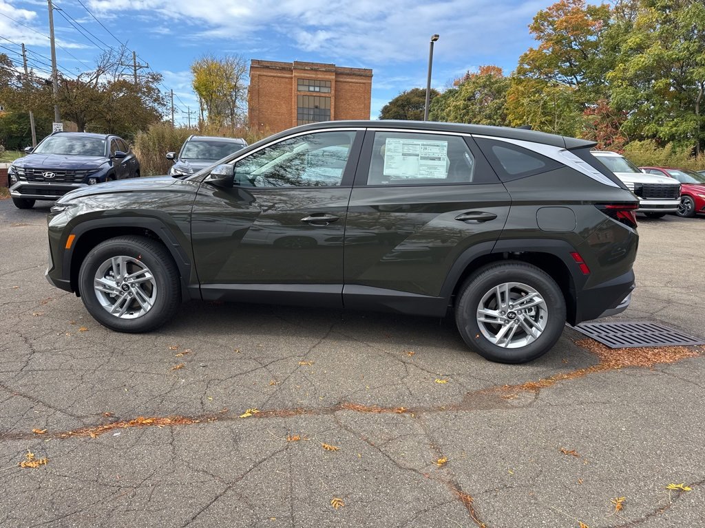 New 2026 Hyundai Tucson SE image 4