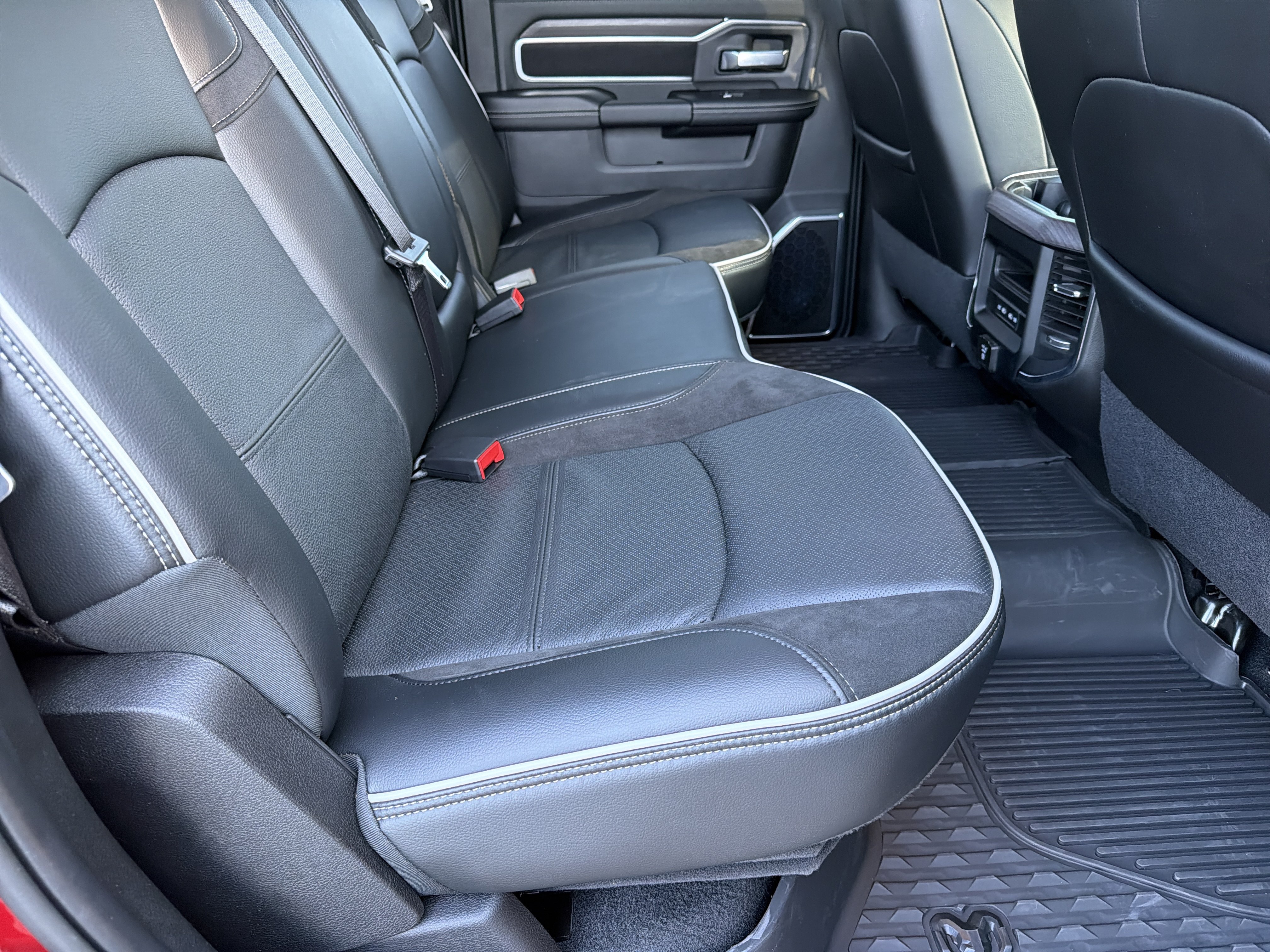 New 2026 RAM 2500 Laramie w/ Night Edition AWD/4WD image 14