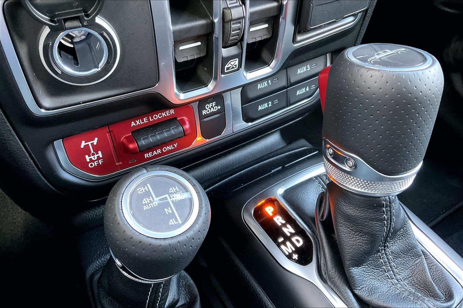 Used 2026 Jeep Gladiator Mojave AWD/4WD image 37