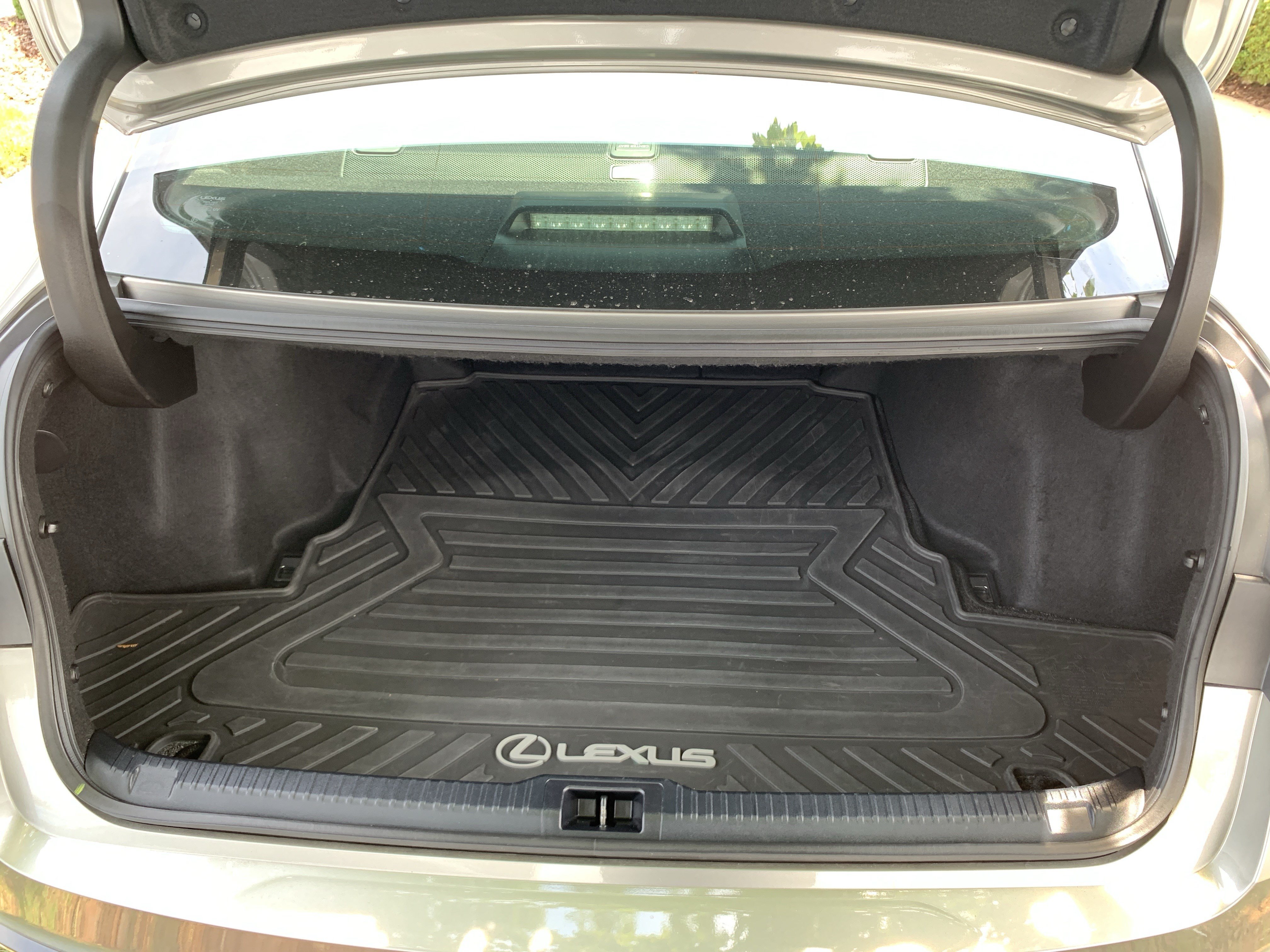 Used 2023 Lexus IS 500 w/ Accessory Package 2 RWD image 34