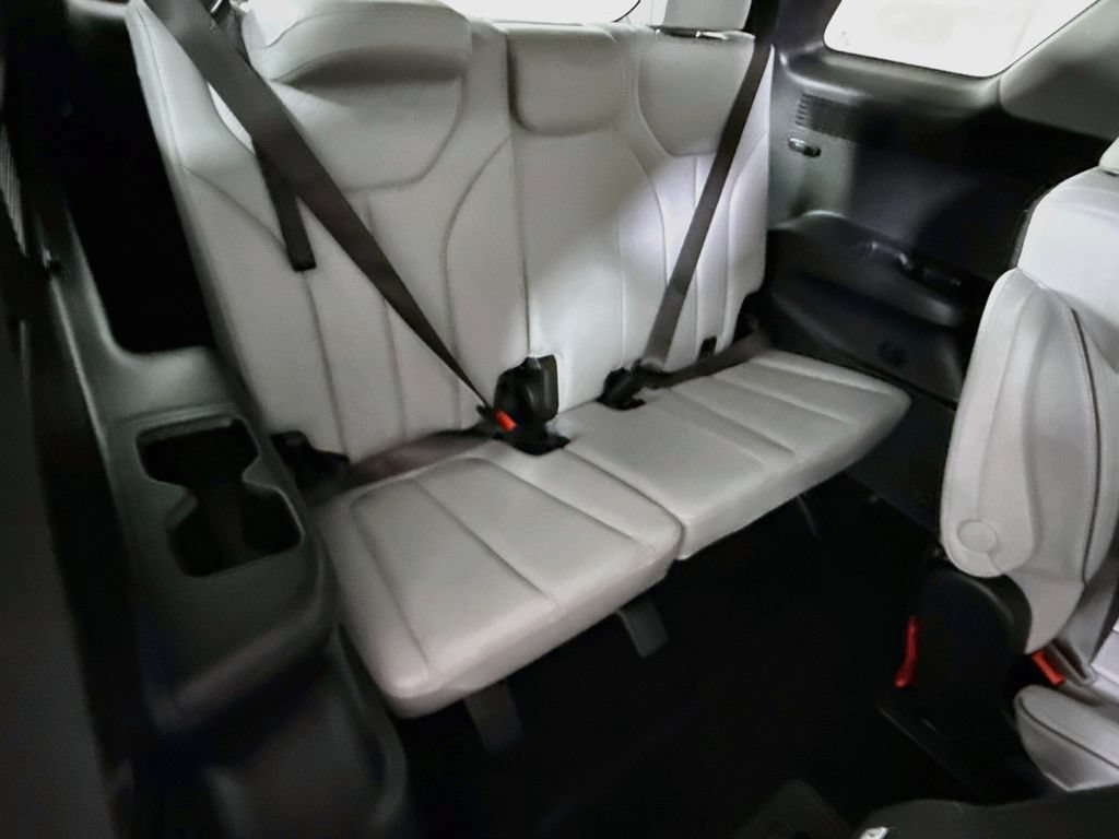 Used 2024 Hyundai Palisade SEL AWD/4WD image 31
