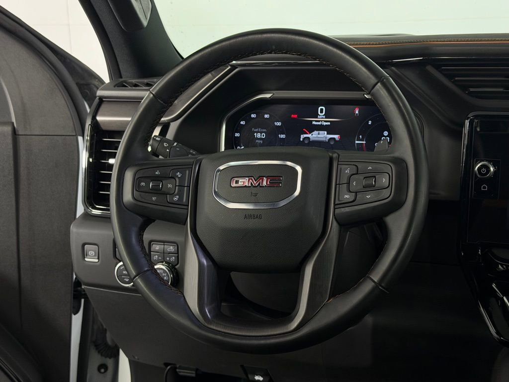 Used 2024 GMC Sierra 1500 AT4 w/ Technology Package AWD/4WD image 19