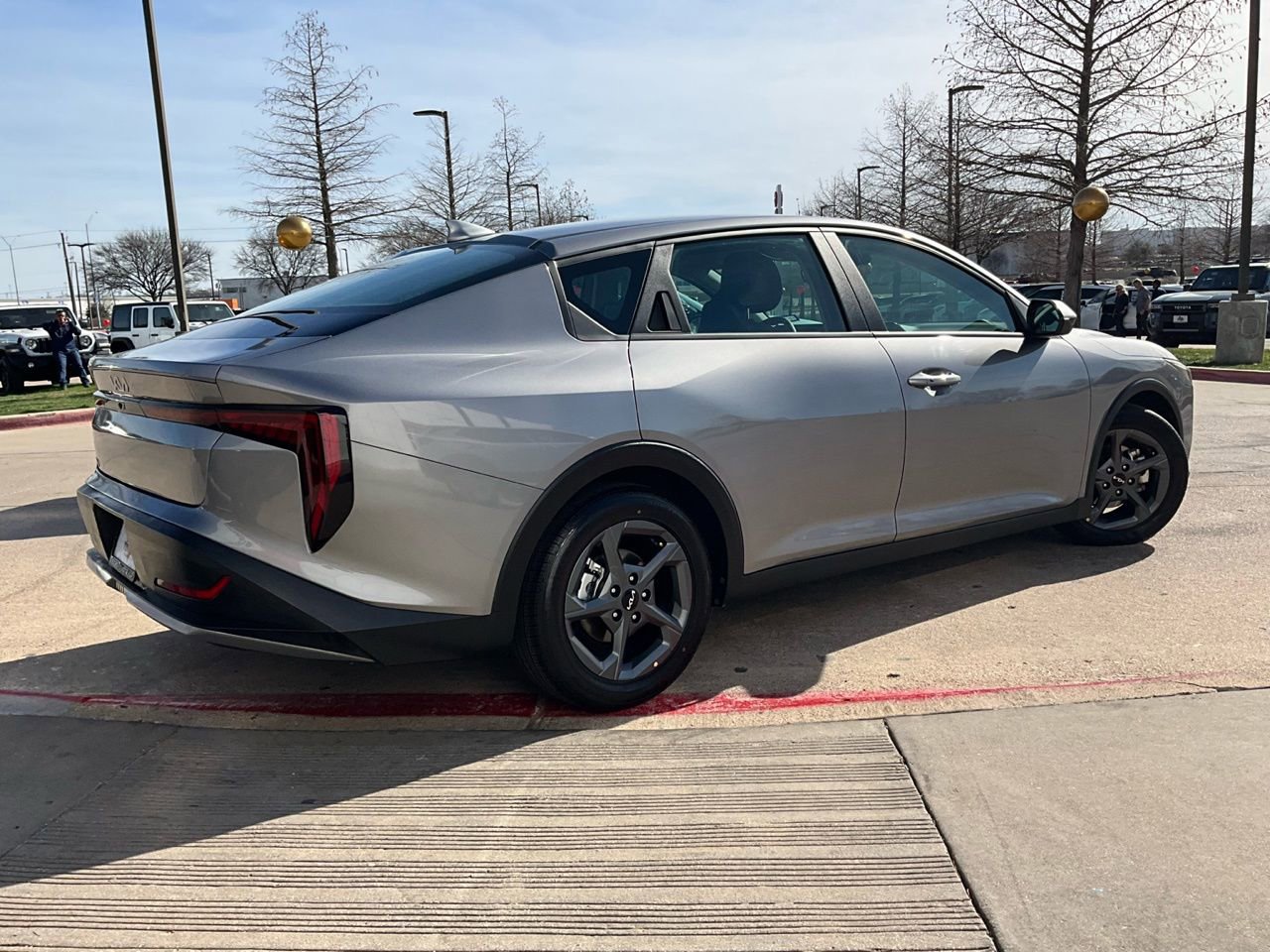 Used 2025 Kia K4 LXS image 6