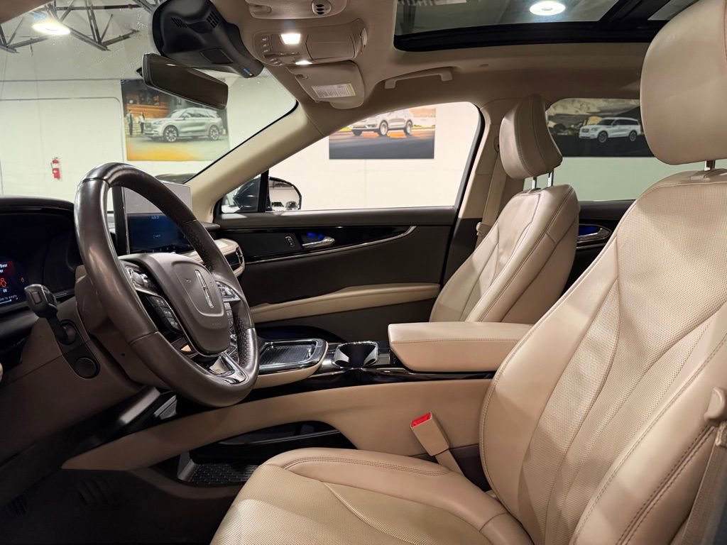 Used 2023 Lincoln Nautilus Reserve AWD/4WD image 20