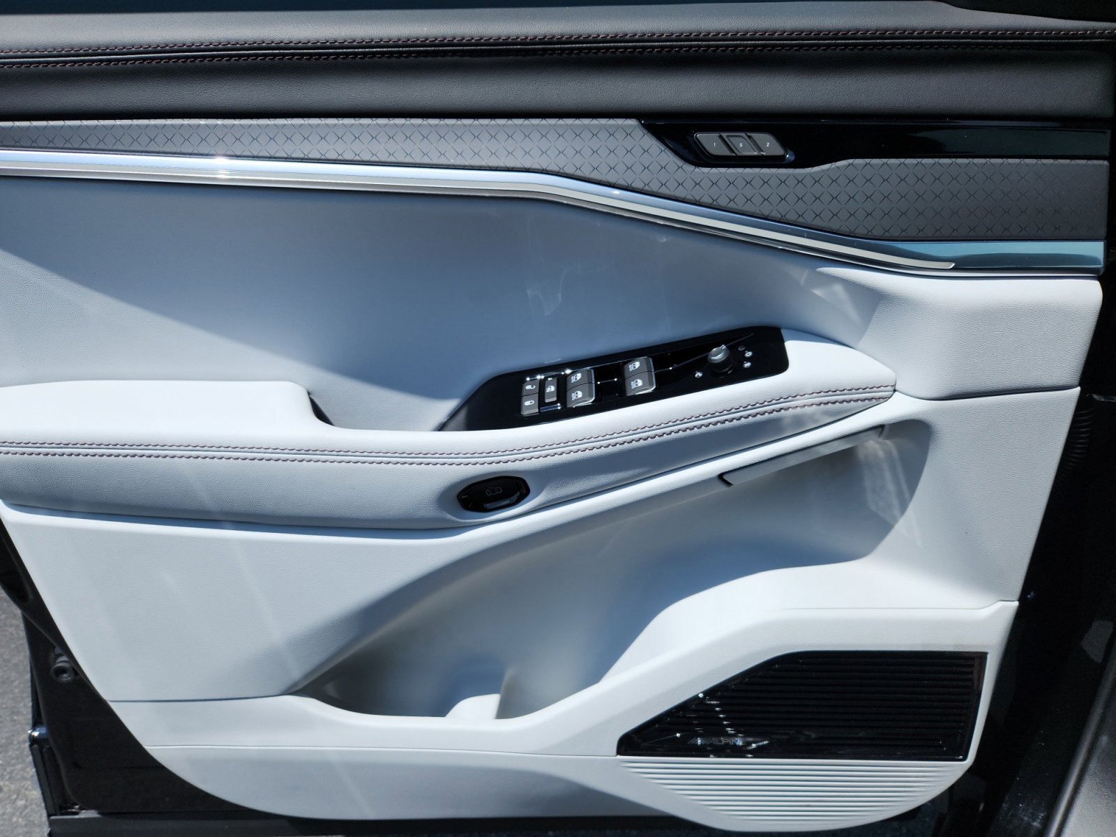 New 2025 Jeep Wagoneer S Limited image 13