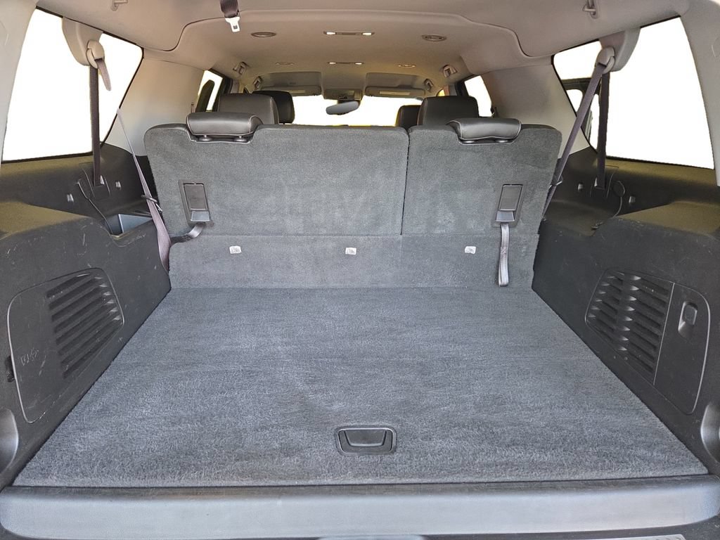 Used 2015 Chevrolet Suburban LT AWD/4WD image 25