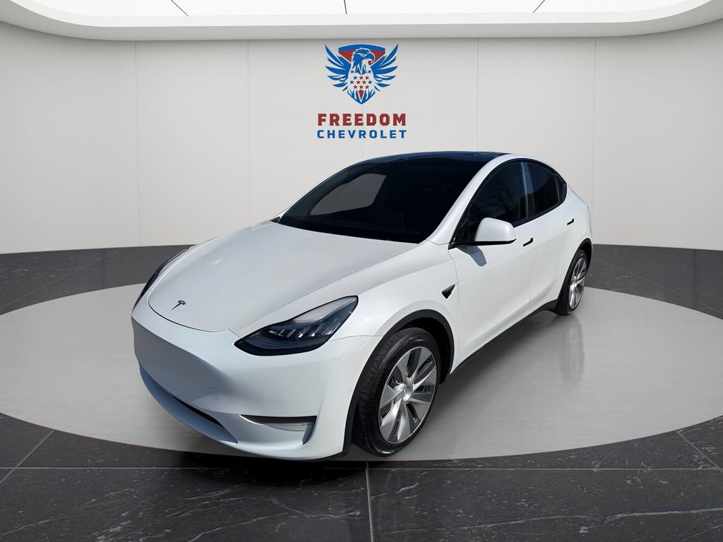 Used 2021 Tesla Model Y Long Range image 1