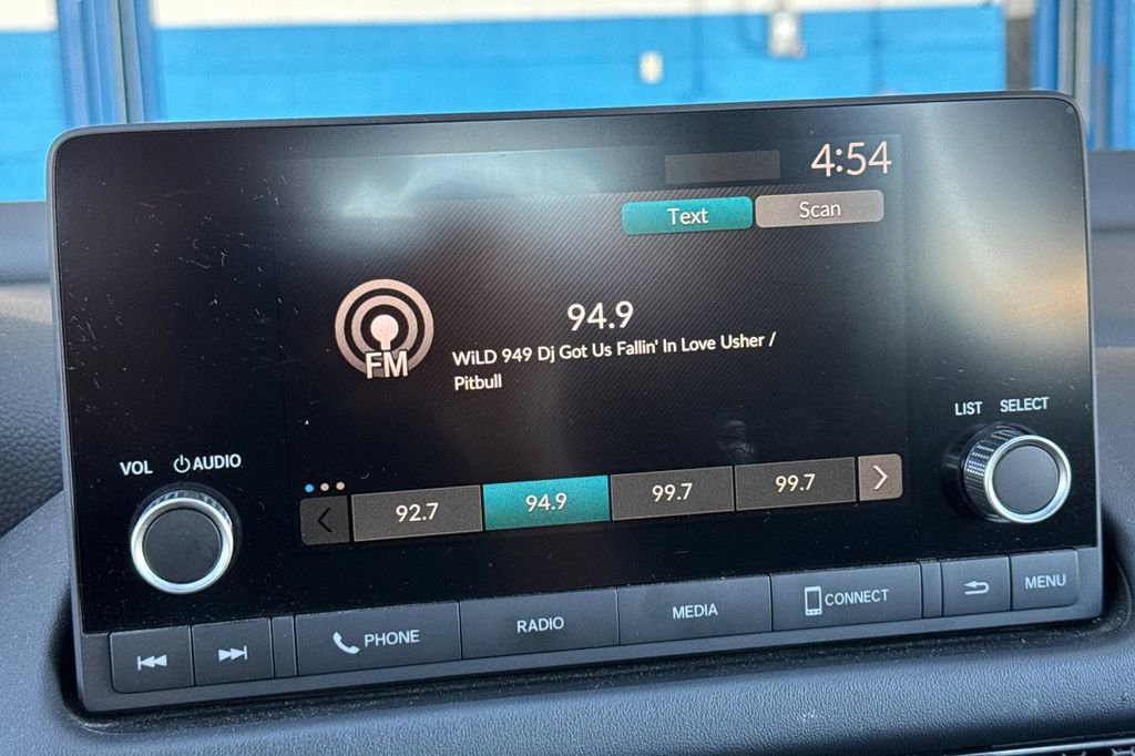 Used 2023 Honda HR-V LX image 17