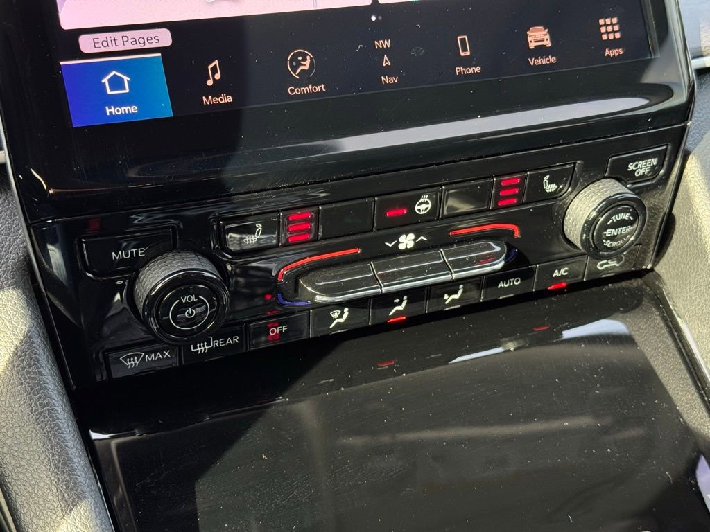 Used 2022 Jeep Grand Cherokee Limited 4xe image 41