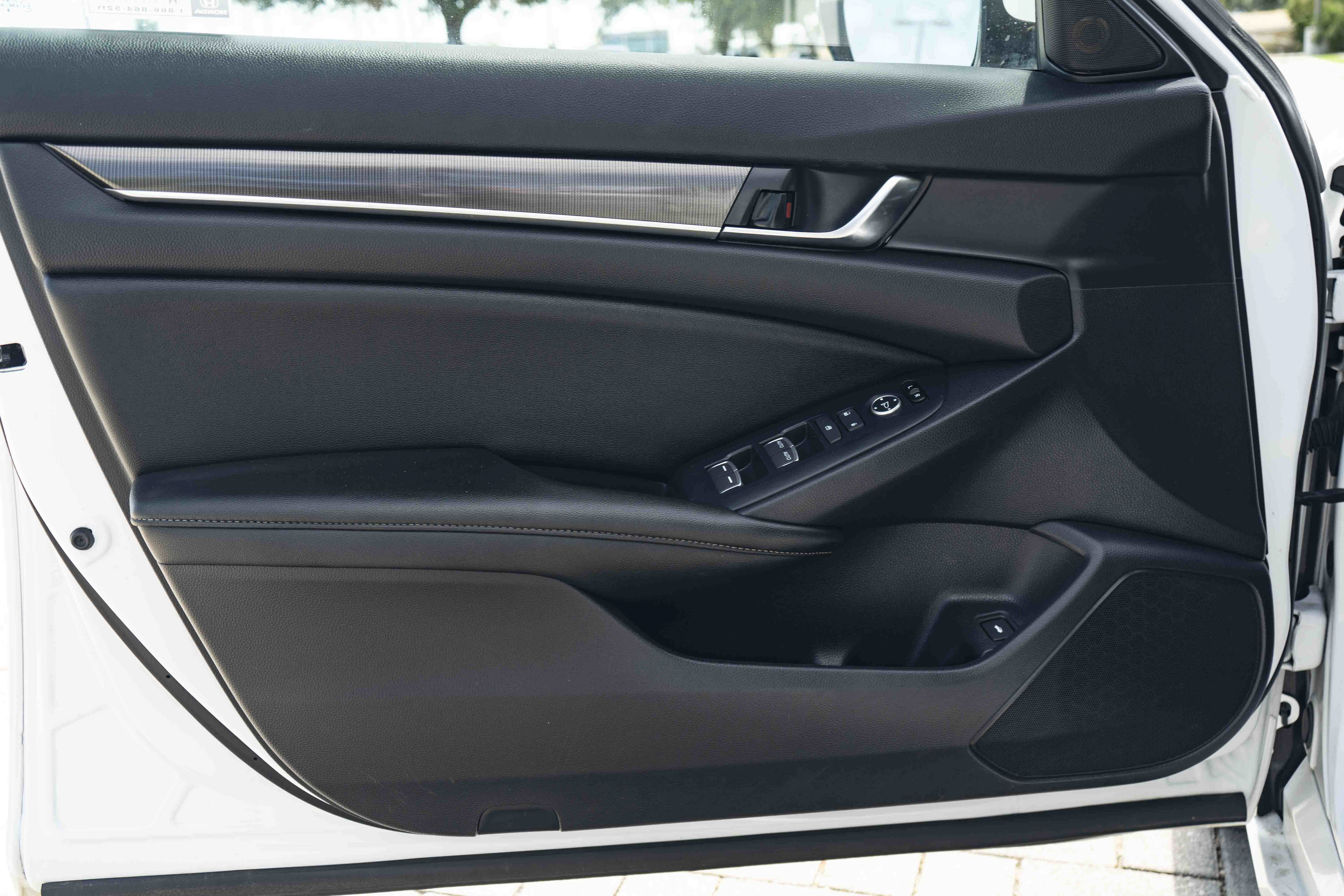 Used 2020 Honda Accord Sport image 35