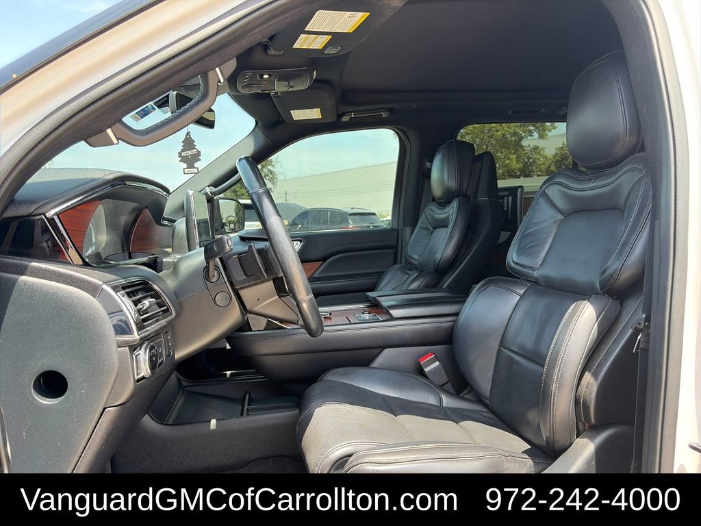 Used 2019 Lincoln Navigator L Reserve AWD/4WD image 25