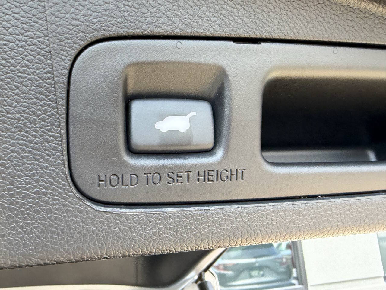 Used 2019 Honda CR-V Touring image 32
