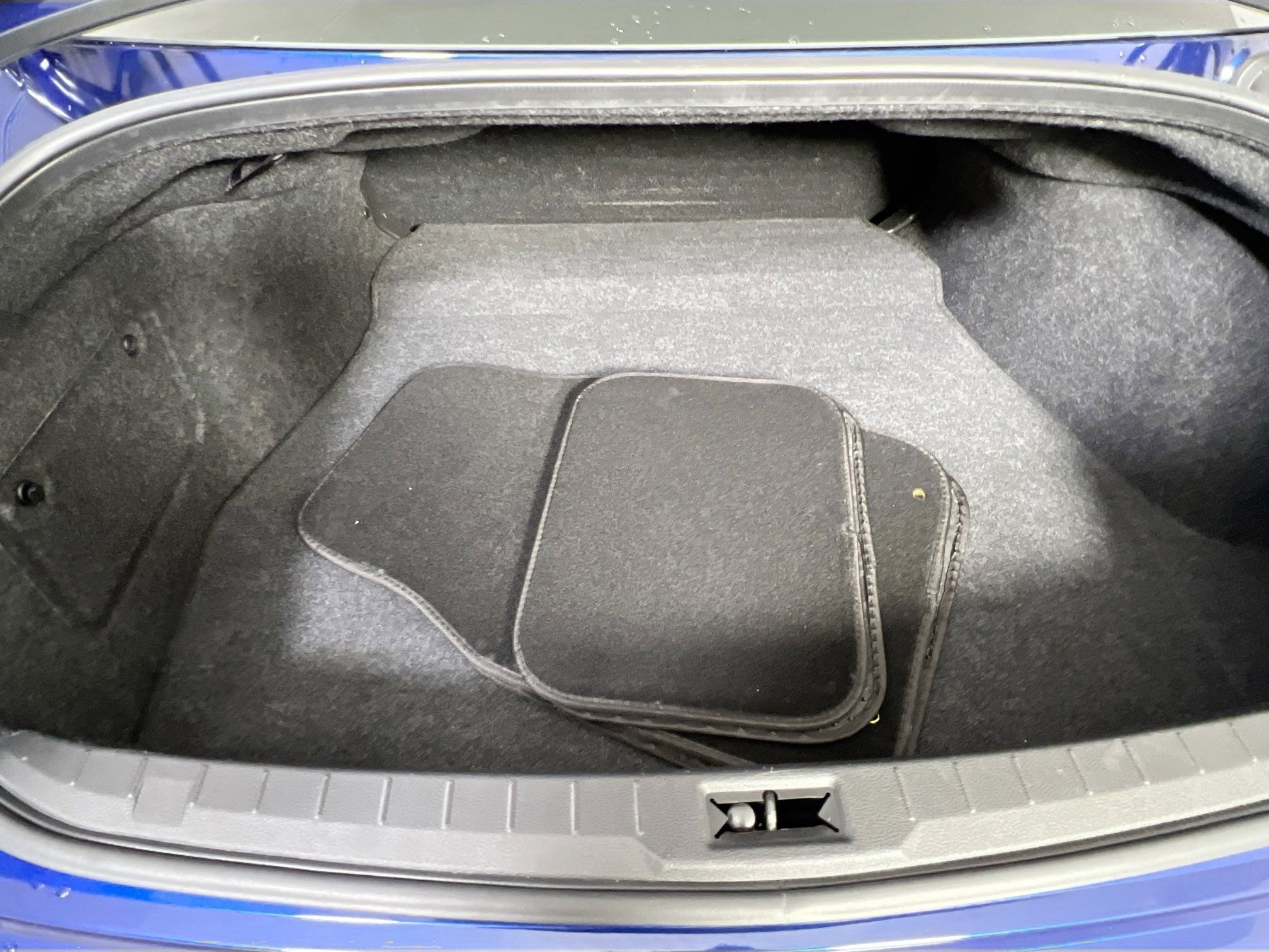 Used 2019 INFINITI Q60 3.0t Luxe w/ Essential Package image 26