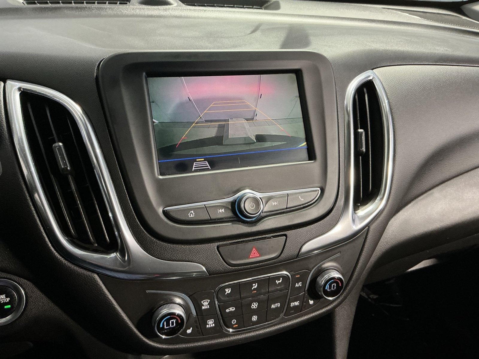 Used 2021 Chevrolet Equinox LT AWD/4WD image 20
