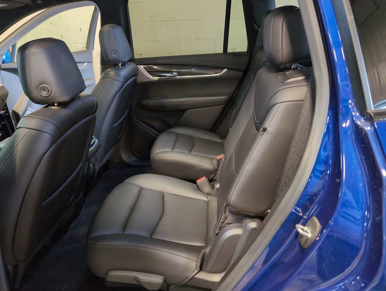 Used 2023 Cadillac XT6 Sport image 26