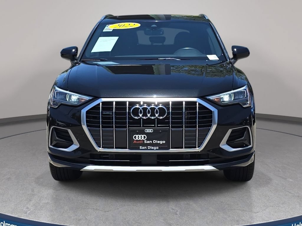 Used 2022 Audi Q3 2.0T Premium w/ Convenience Package AWD/4WD image 3