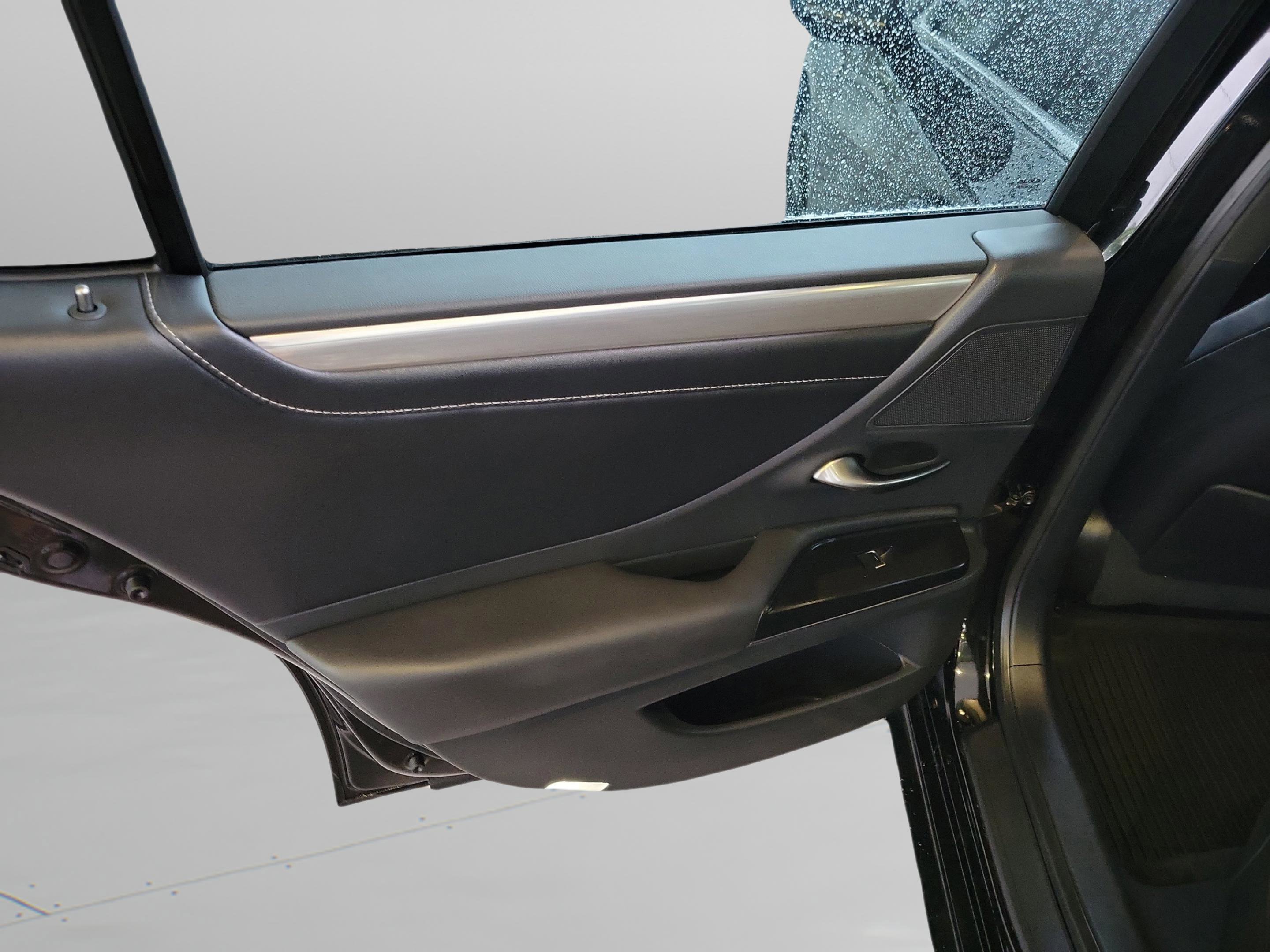 Used 2021 Lexus ES 350 F Sport image 26