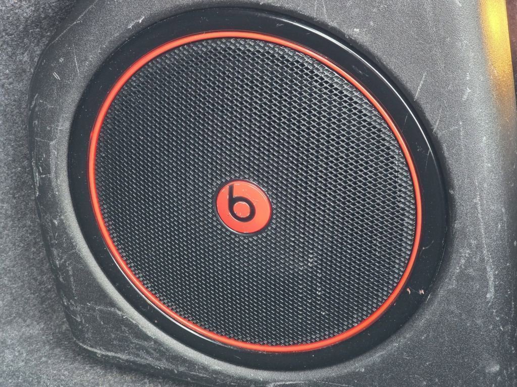 Used 2014 Chrysler 300 S image 16