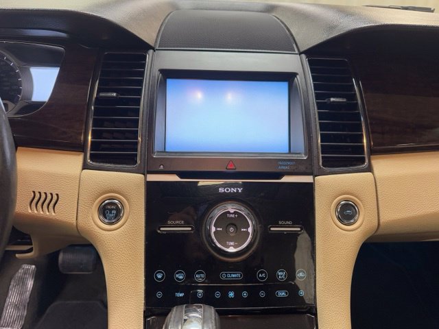 Used 2013 Ford Taurus Limited FWD image 24