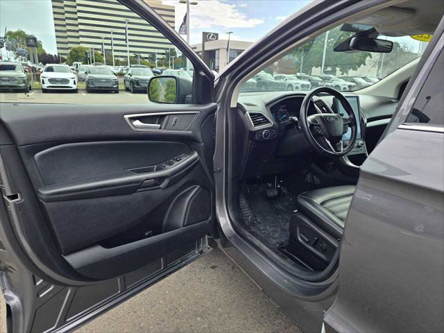 Used 2022 Ford Edge SEL image 21