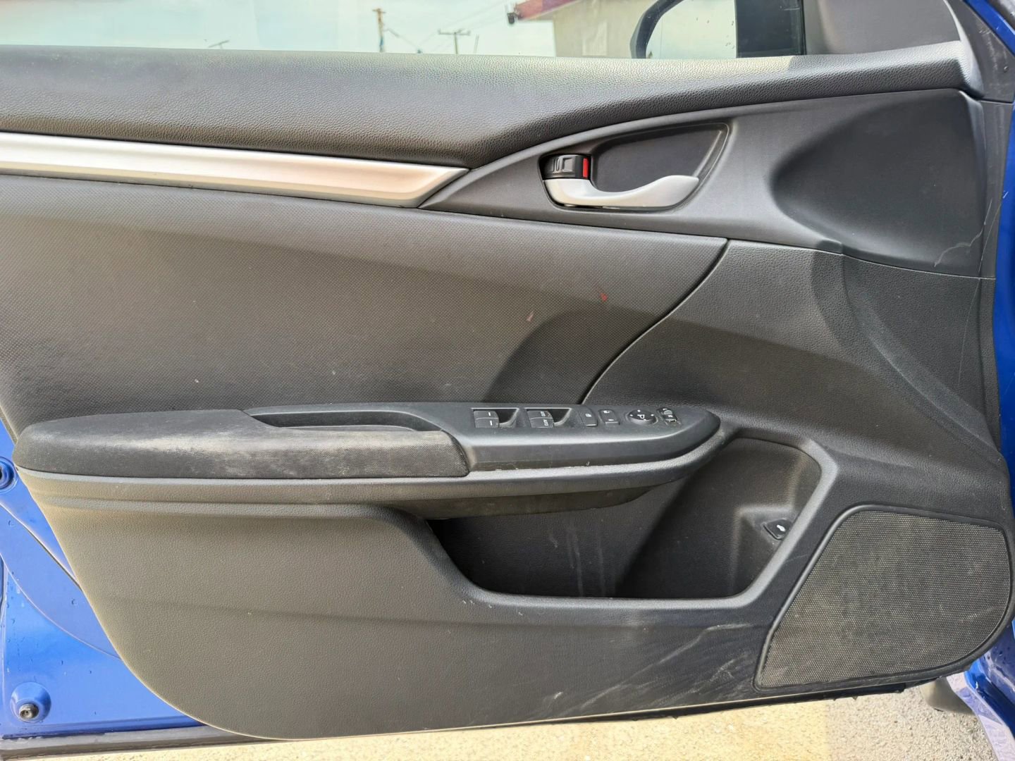 Used 2016 Honda Civic LX image 9