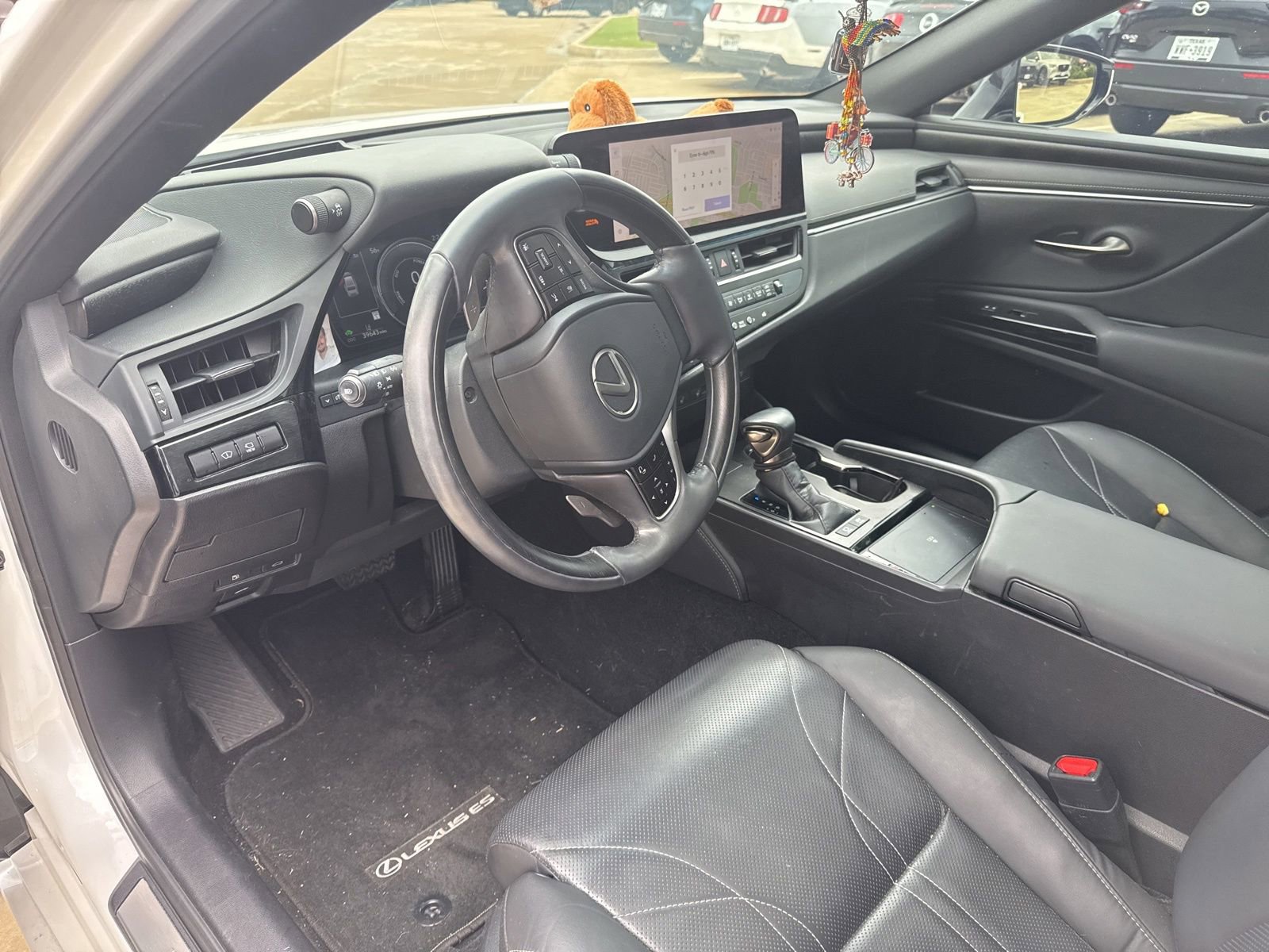 Used 2024 Lexus ES 300h w/ Technology Package image 29