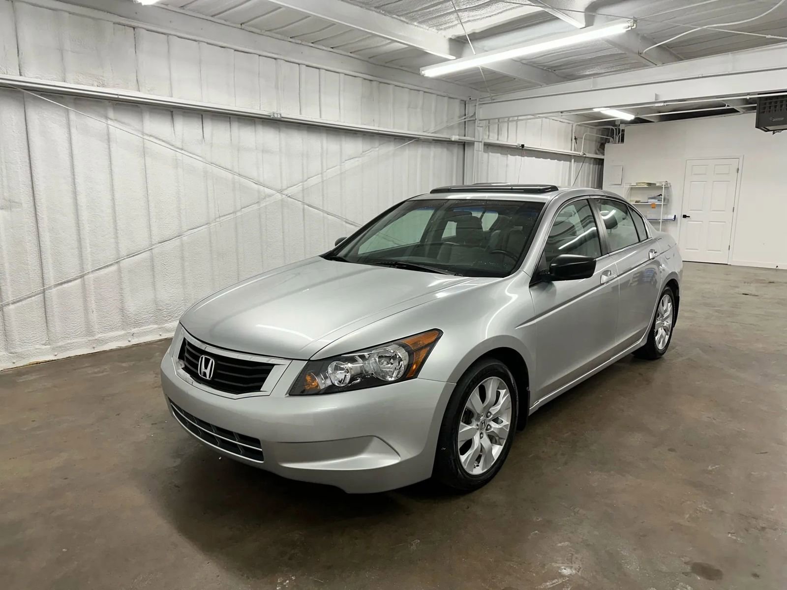Used 2009 Honda Accord EX-L image 10
