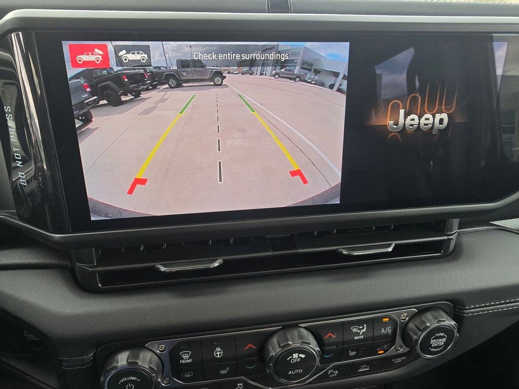 New 2026 Jeep Wrangler Unlimited Sahara AWD/4WD image 21