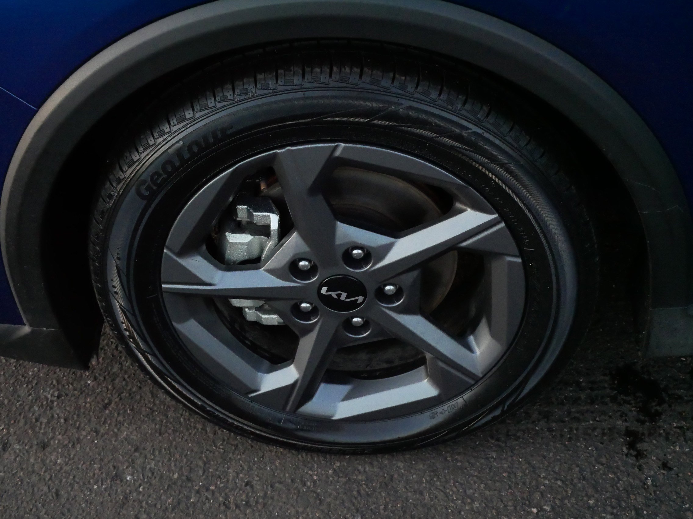 Used 2025 Kia K4 LXS image 15