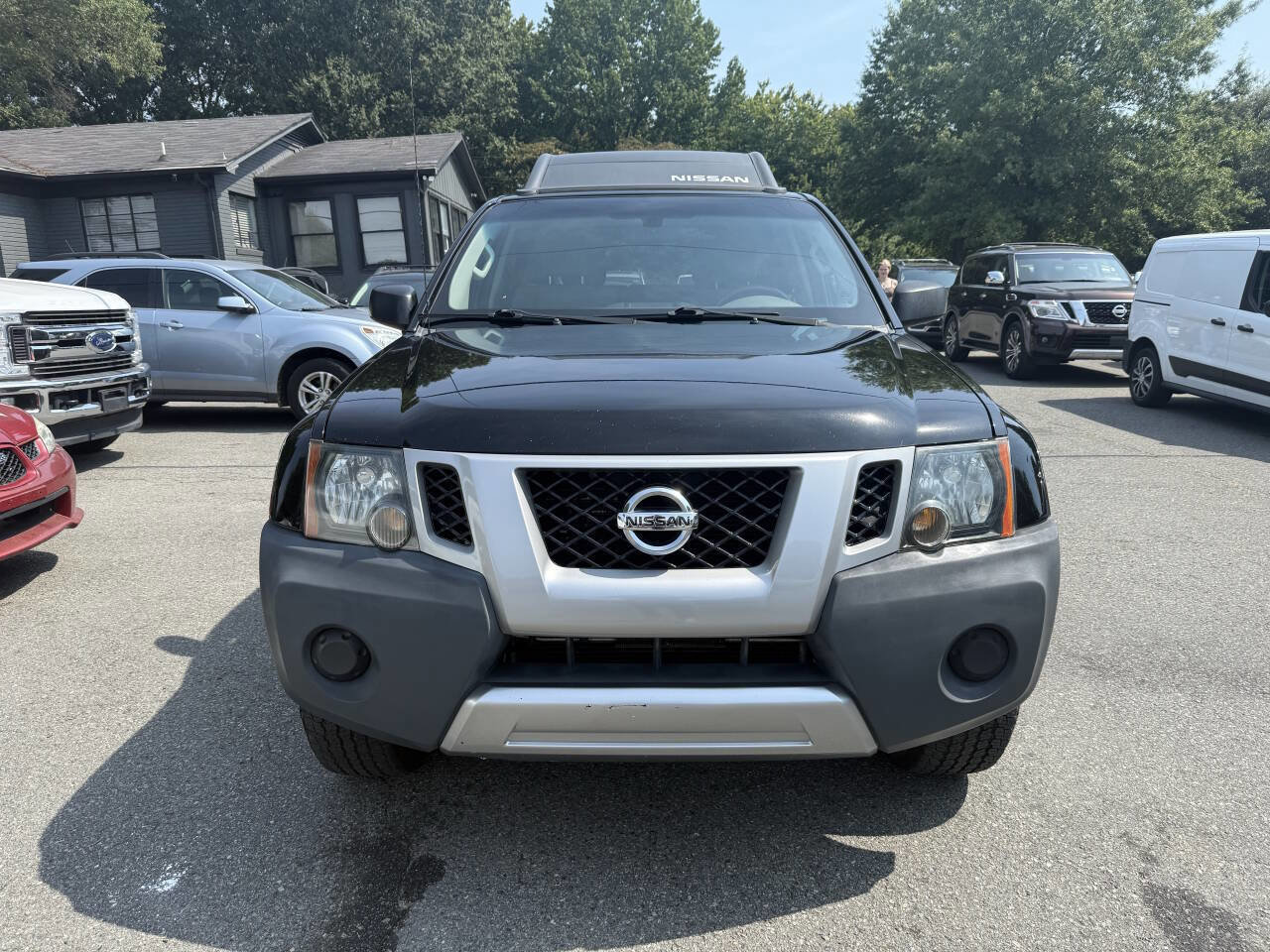 Used 2014 Nissan Xterra X image 3