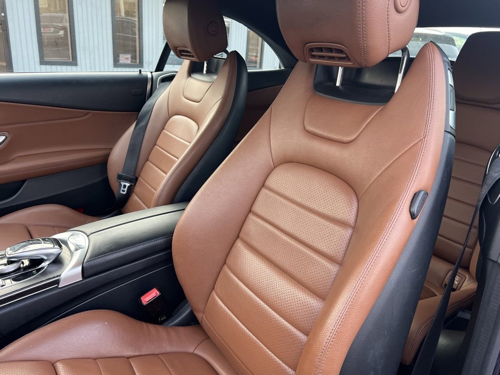 Used 2019 Mercedes-Benz C 300 4MATIC Cabriolet image 16